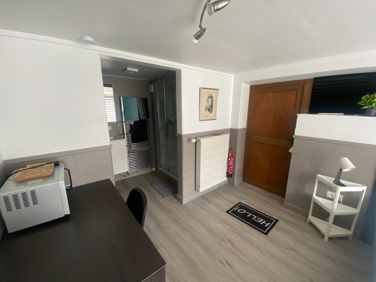 Route 123 Birchwood Pension Kortessem Екстер'єр фото